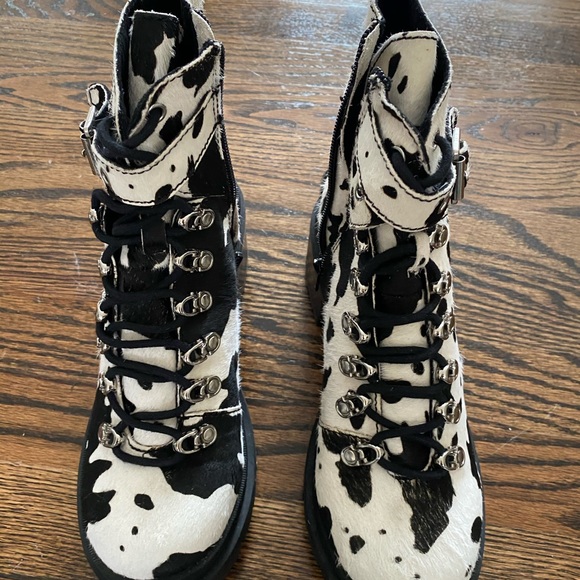 Jeffrey Campbell Printed Check Lace Up Boot Cow - Picture 6 of 8